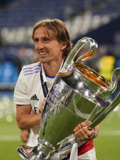 王博：过去荣耀已成历史，新赛季广厦以卫冕冠军姿态迎接挑战