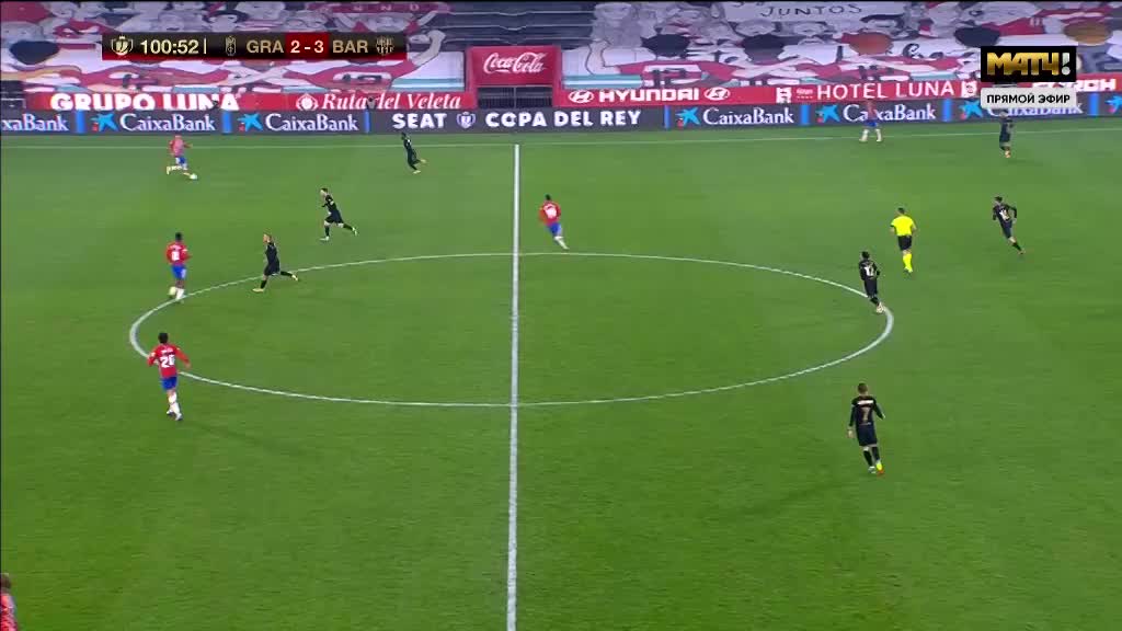 阿隆索在皇家马德里时间已经不多齐达内和阿尔韦罗亚正等着他上场