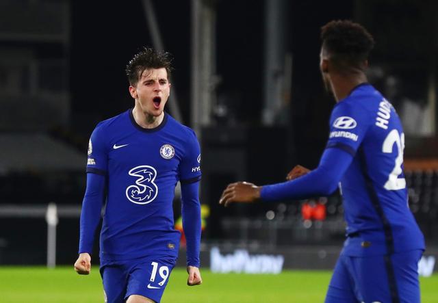 意甲｜比林终场前禁区补射救主 拿波利榜首战逼平国米