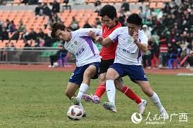 111-103！湖人连赢三场逆转鹈鹕，评分最高不是詹姆斯和东契奇！